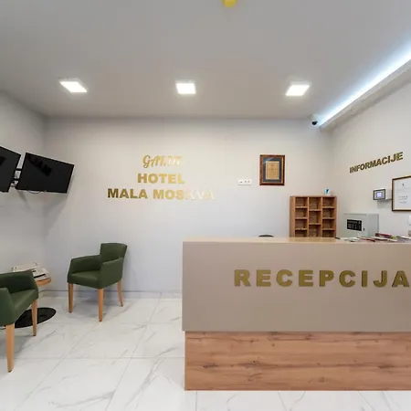 Garni Mala Moskva Szálloda *