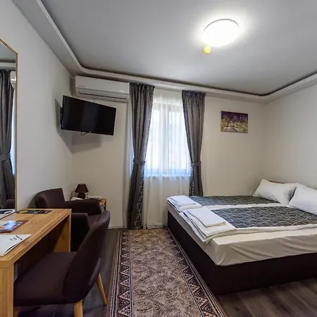 Ξενοδοχείο Garni Mala Moskva *