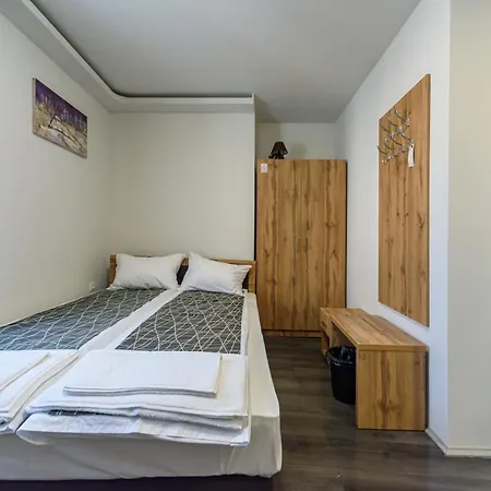 Ξενοδοχείο Garni Mala Moskva